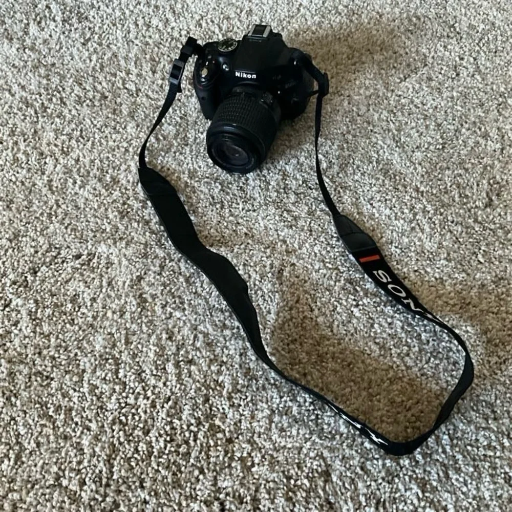 Nikon D5200 Camera kit for sale.